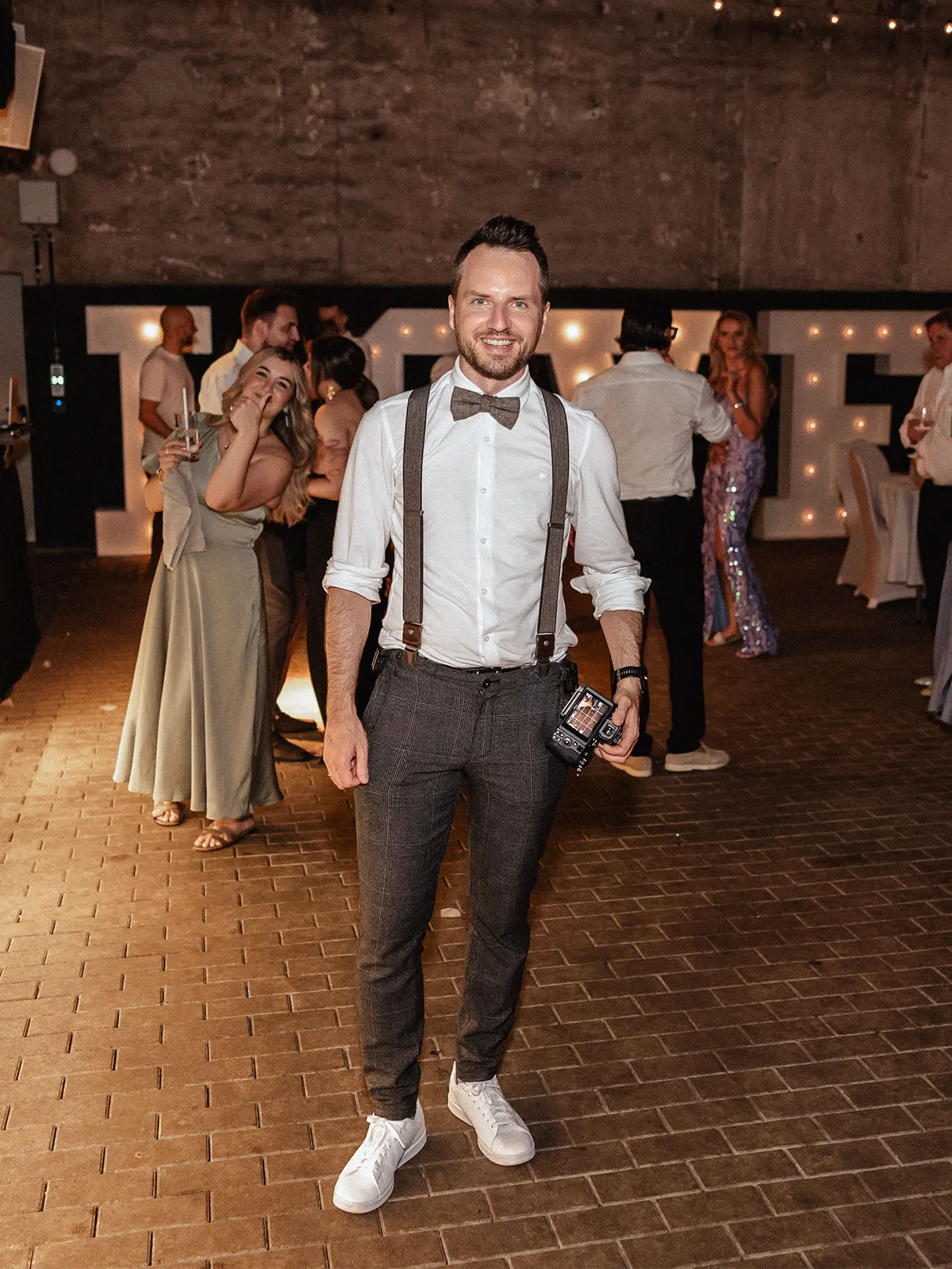 Hochzeitsfotograf Ruhrgebiet – Brautpaar happy, echte Momente in dokumentarischem Stil